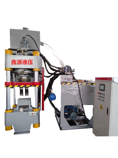 全自動(dòng)鐵劑壓塊機(jī)